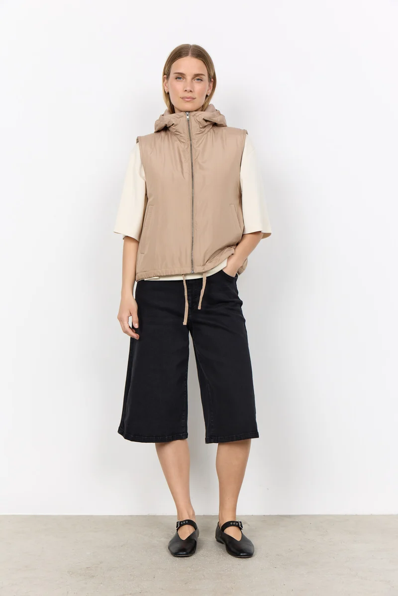 SC-FENYA 79 Weste Sand