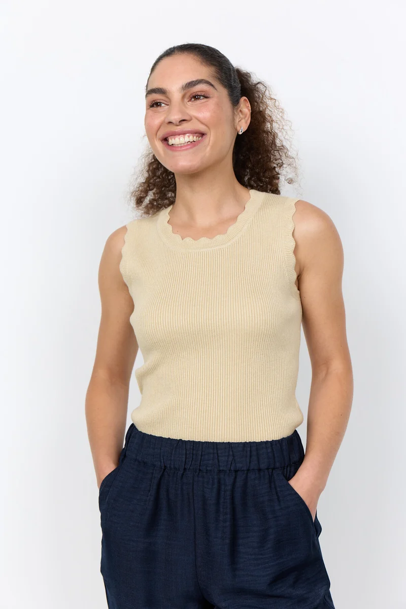 SC-DOLLIE 789 Top Hellgelb