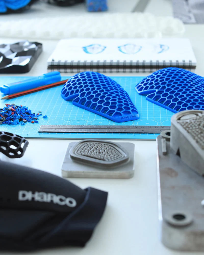 Gravity Knee Pad