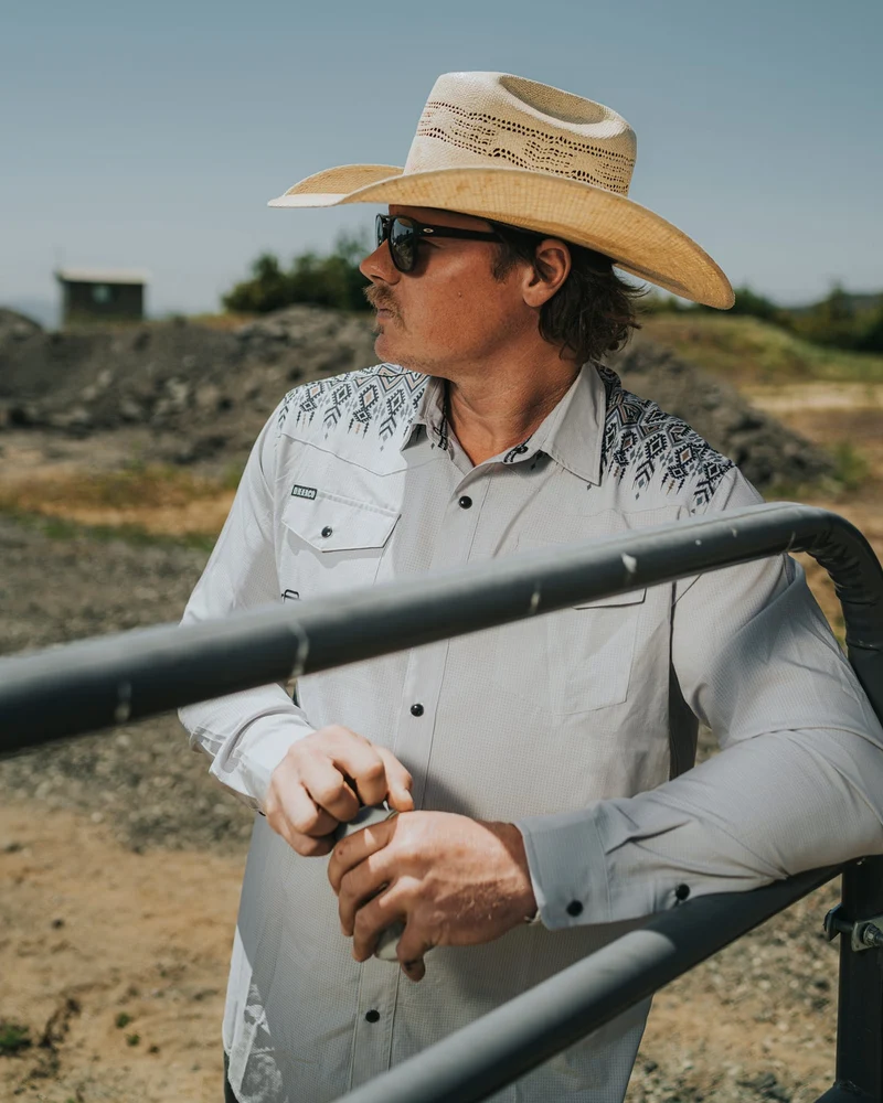Mens Tech Long Sleeve Shirt | Kyle Strait Signature Rattlesnake