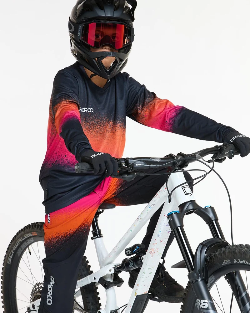 Youth Gravity Pants | Black Snake