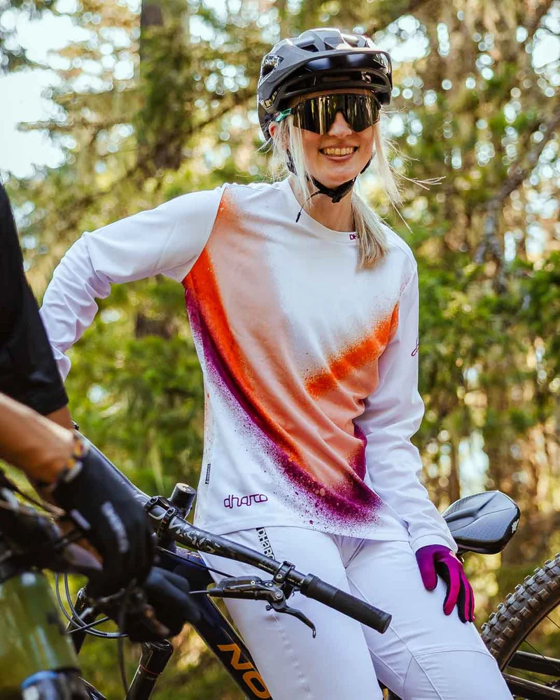 Womens Gravity Jersey | Firebird