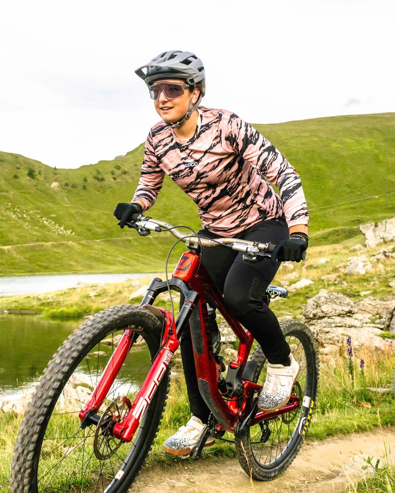 Womens Gravity Jersey | Ambush