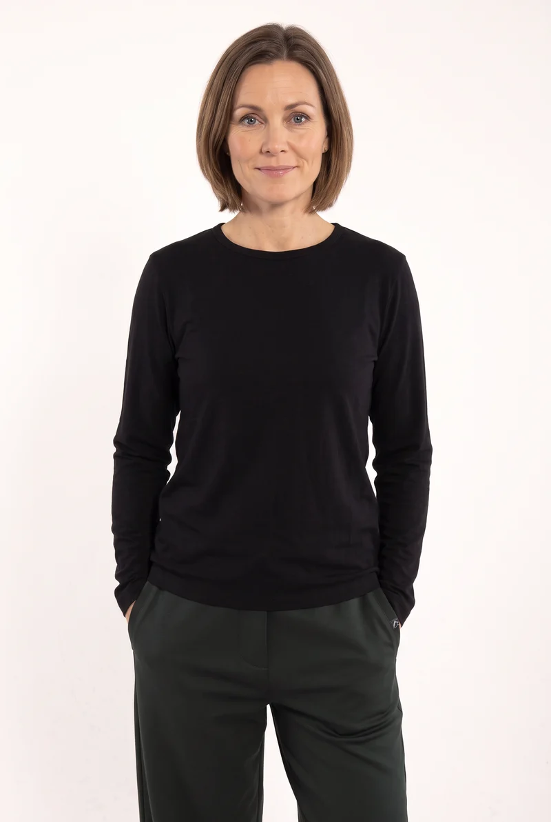 Danemerry Wool LS Tee Black