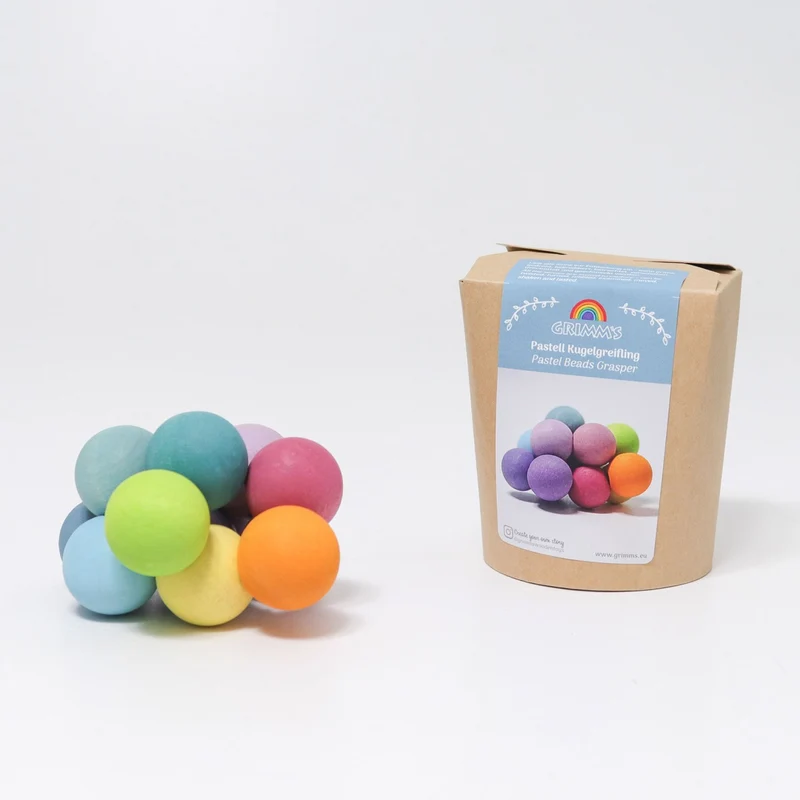 Greifling Regenbogen, pastell, Holz | Grimms