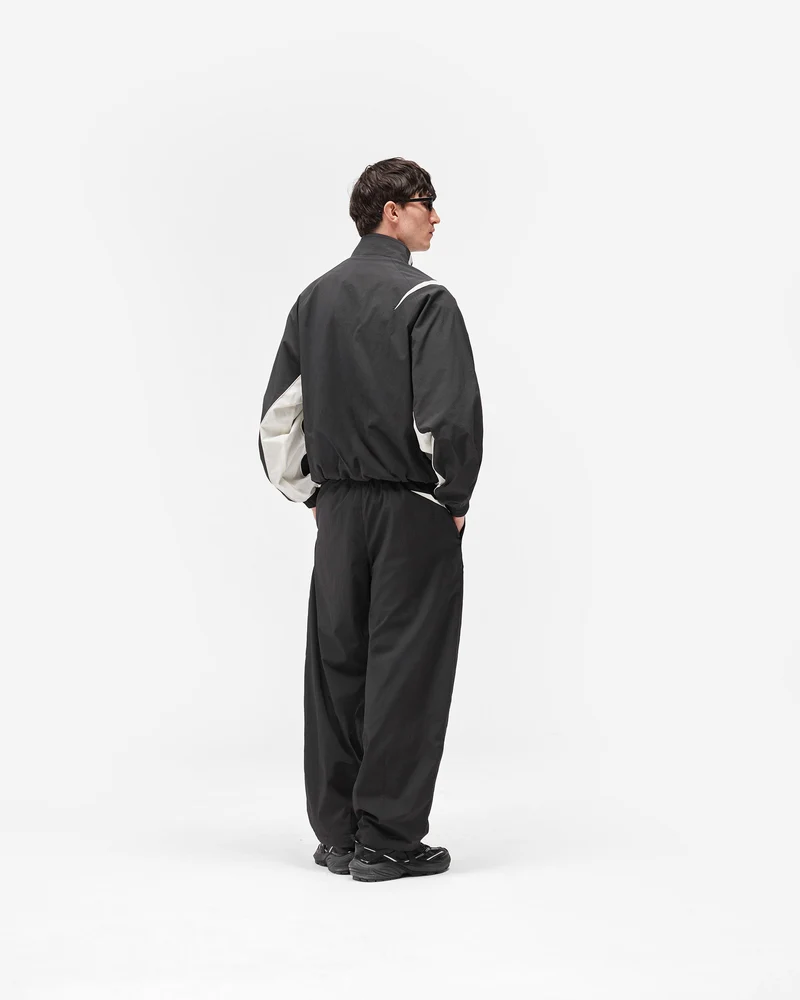 Track Star Jacket - Jet Black