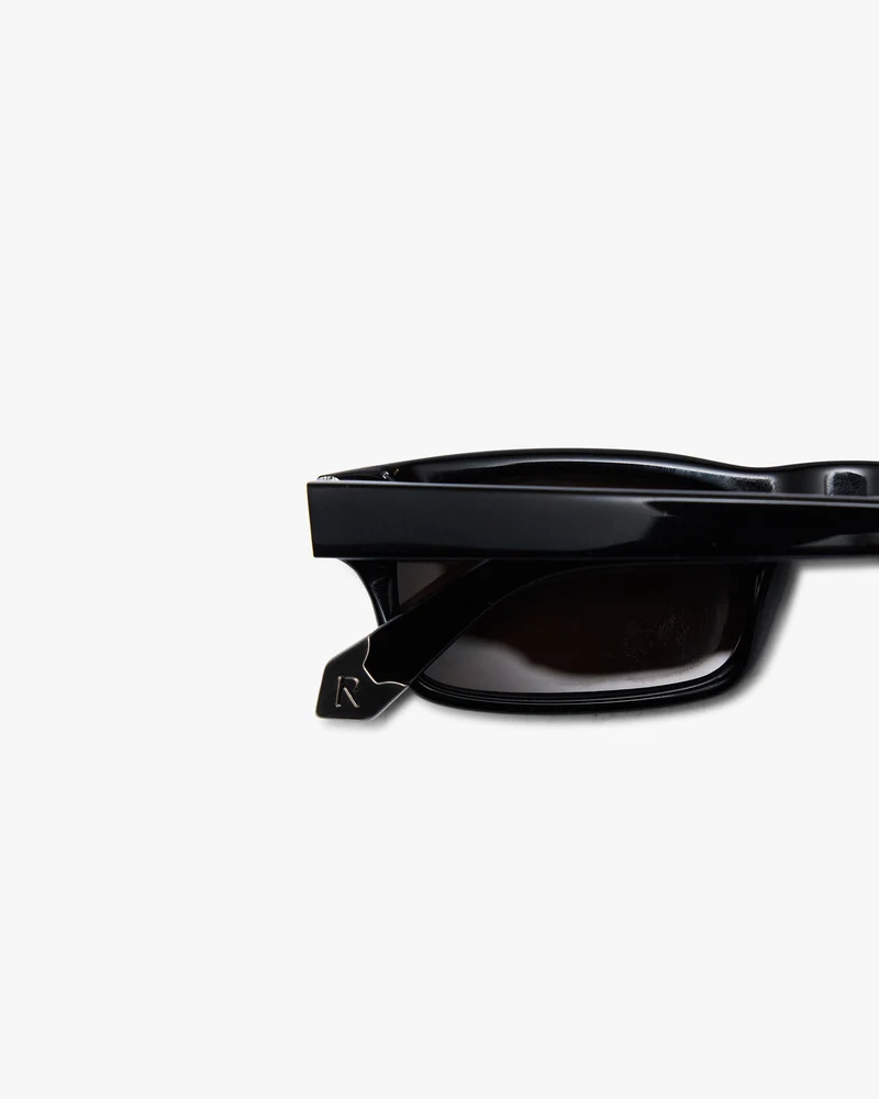 Aura Sunglasses - Jet Black
