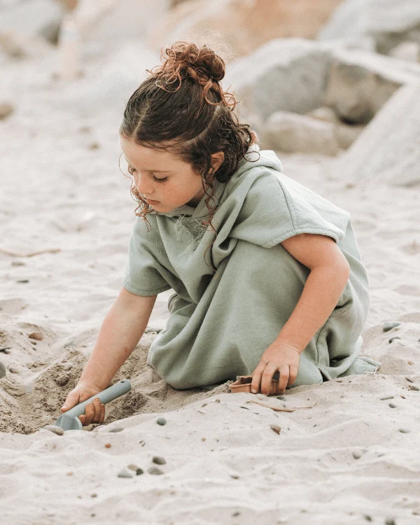 Terra Hooded Poncho Youth - Sage