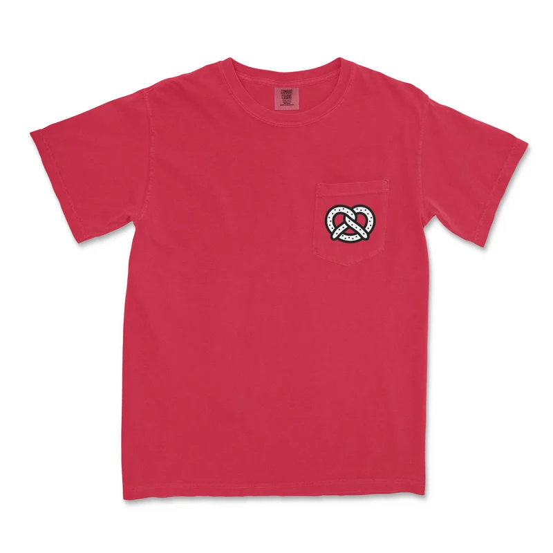 Singing O-K-T-O-B-E-R-F-E-S-T Pocket T-Shirt -Red