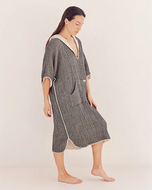 Falta Gauze Hooded Poncho - Black