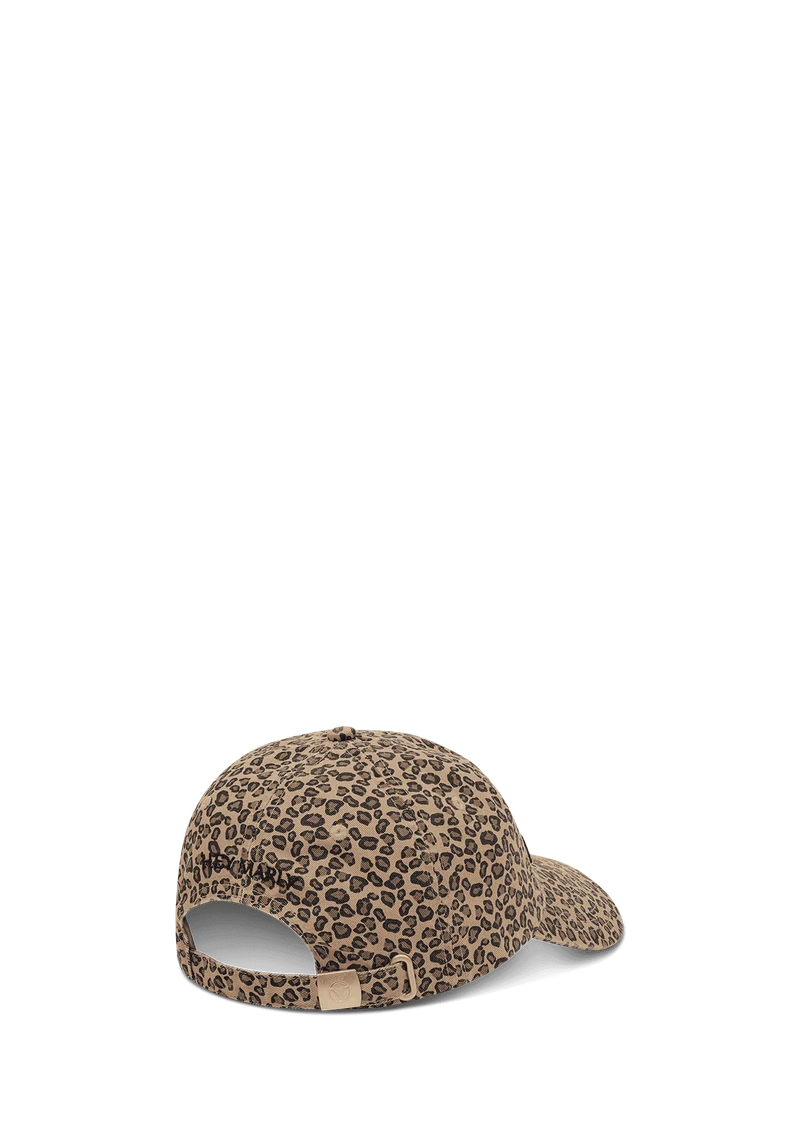 Wild Cap - Leo Sand