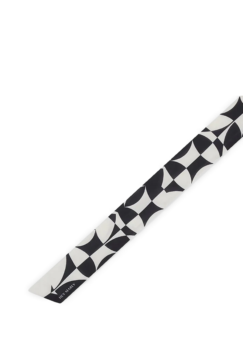 Silky Ribbon Logo Print - Black-Crema
