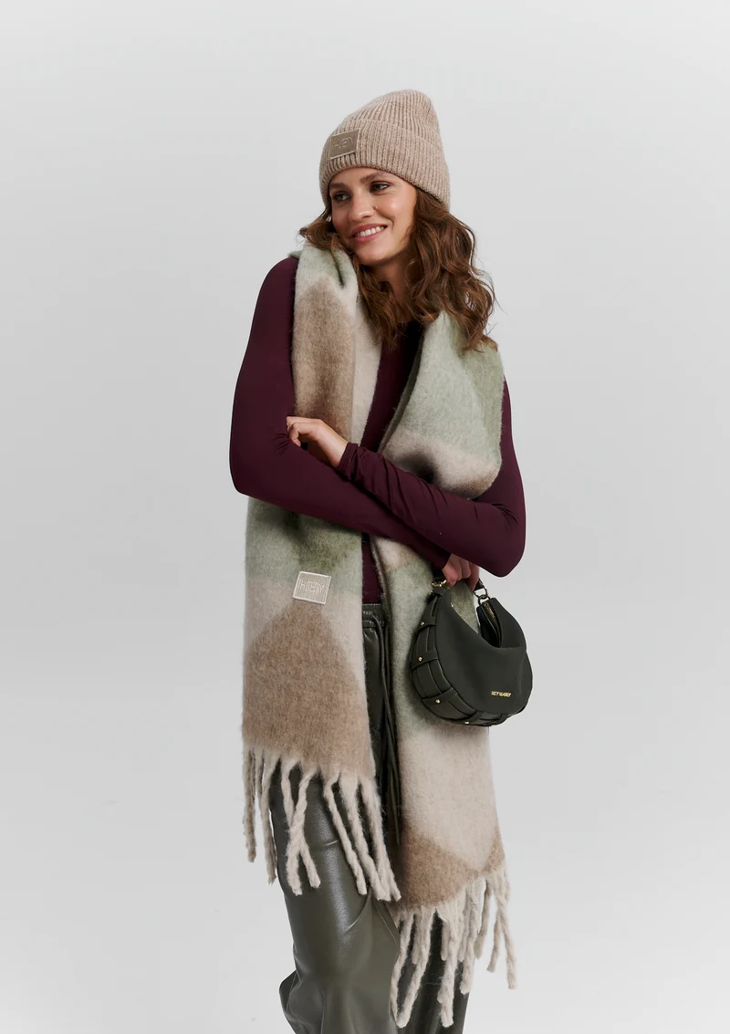Cozy Scarf - Green