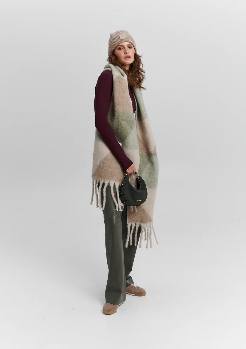 Cozy Scarf - Green