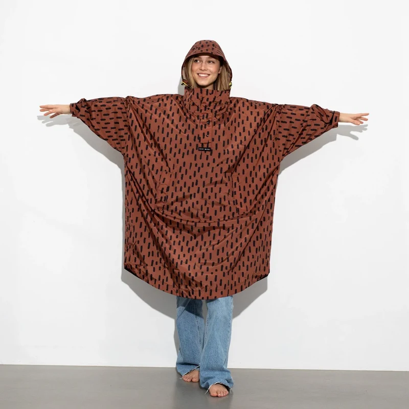 Regenponcho Drops | rust/black