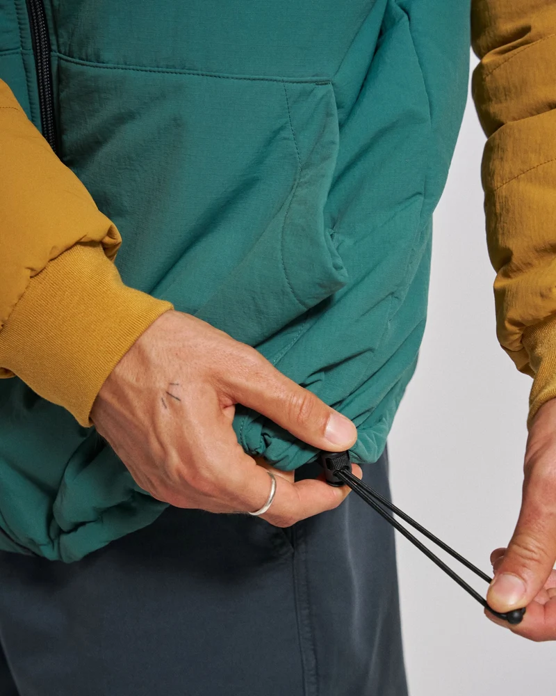 Oceanic Isolierte Full-Zip-Jacke - Staubiges Ocker/Tiefes Ozeanblau