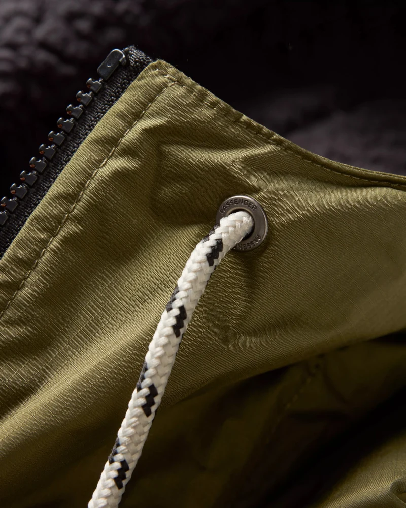 Waves Sherpa Lined Surf-Poncho - Khaki