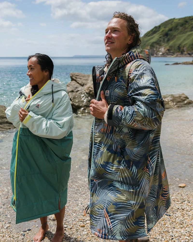 Waves Sherpa Lined Surf-Poncho - Palm Camo Apricot