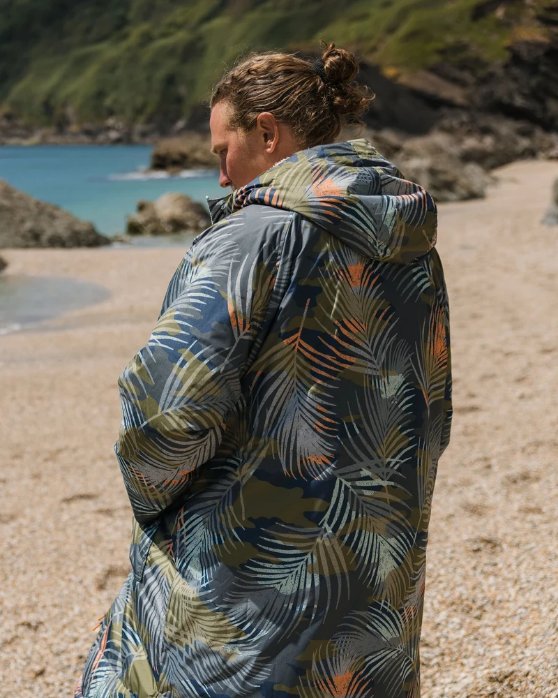 Waves Sherpa Lined Surf-Poncho - Palm Camo Apricot