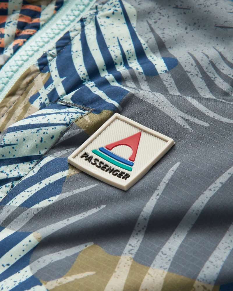 Waves Sherpa Lined Surf-Poncho - Palm Camo Apricot