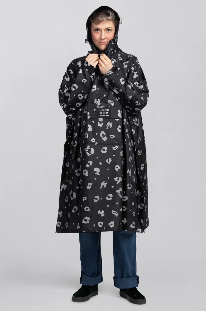 Reflektierender Regenponcho