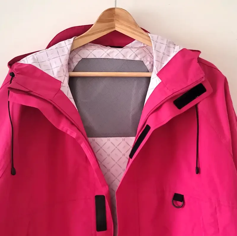 Weite Regenjacke Damen kurz