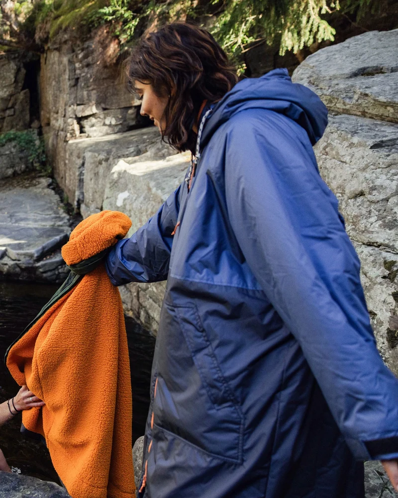Waves Sherpa Lined Surf-Poncho - Dark Denim/ Deep Navy