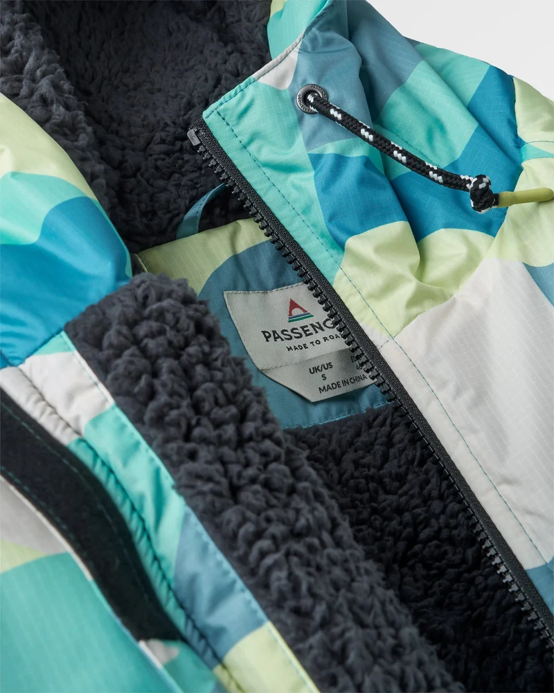 Waves Sherpa Lined Surf-Poncho - Vista Patchwork Aqua