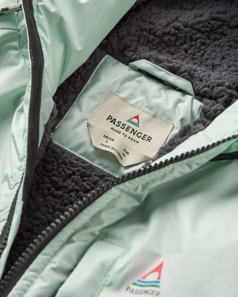 Waves Sherpa-gefütterter Surf-Poncho - Pfefferminz/ Tiefes Meer