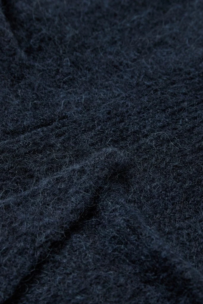 Thora Scarf Hat | Salute Navy | Hat fra Mos Mosh