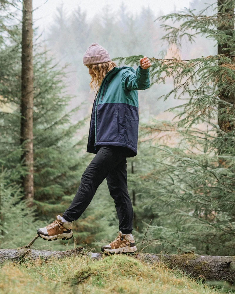 Elevate Isolierte Wasserdichte Jacke - Deep Ocean/Rich Navy