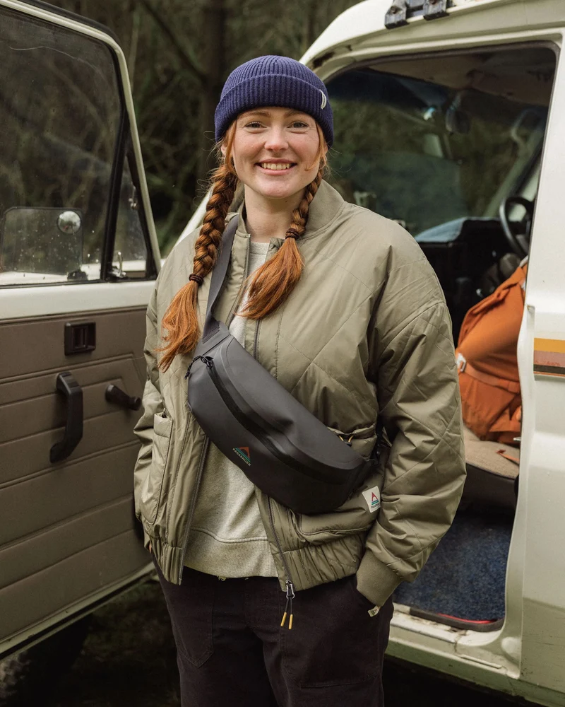 Lucia Sherpa-gefütterter Bomber-Jacket – Staubiges Olive