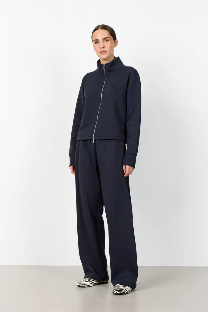 Nuka 16 | Dark Navy | Jakke fra Levete Room