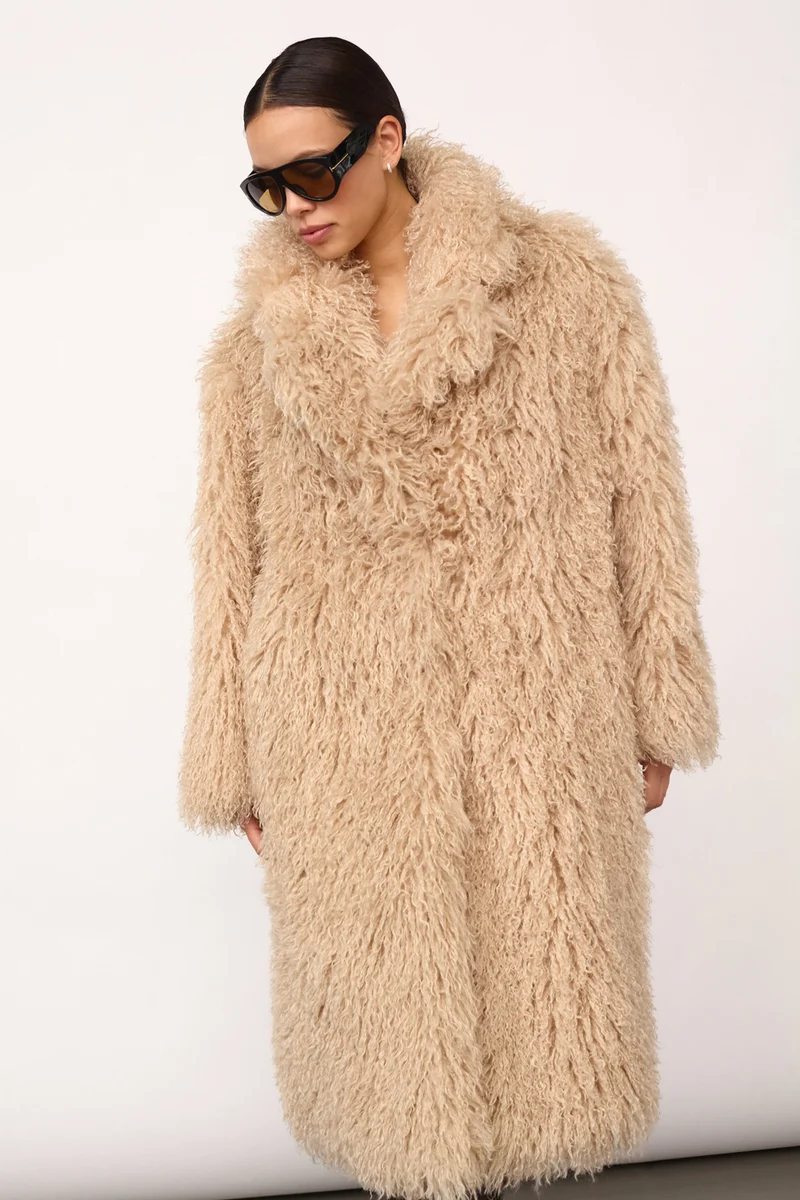 Rakel Long Furry Coat | Bisquit | Jakke fra Co'couture