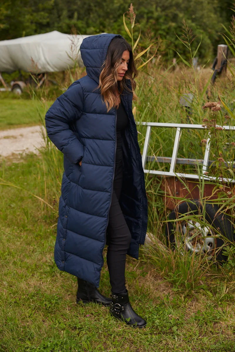 Asta Coat | Navy | Frakke fra French Laundry