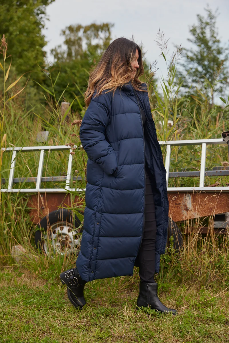 Asta Coat | Navy | Frakke fra French Laundry