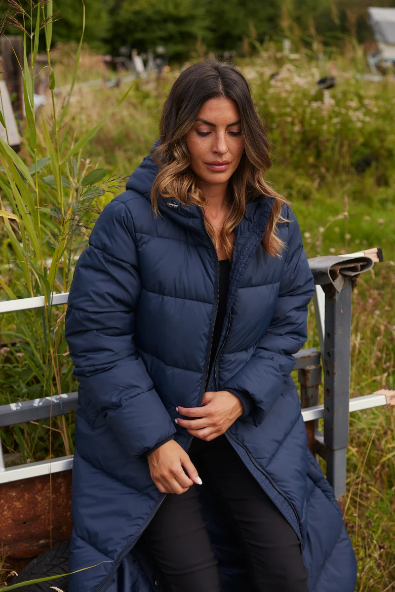 Asta Coat | Navy | Frakke fra French Laundry