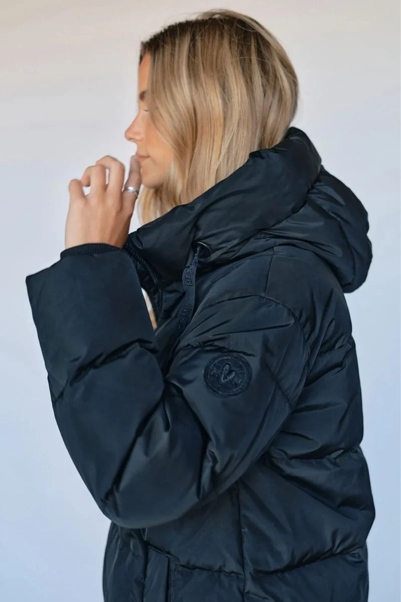 Nova Avon Down Jacket | Black | Jakke fra Mos Mosh