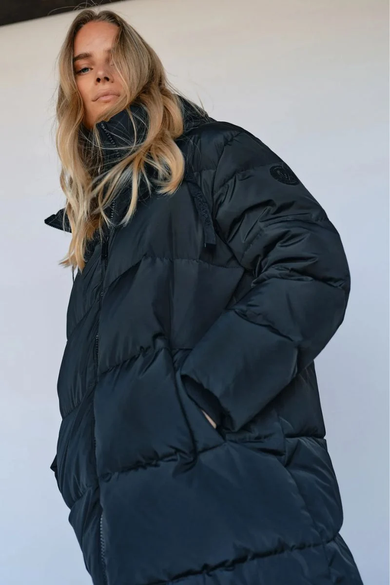 Nova Avon Down Jacket | Black | Jakke fra Mos Mosh