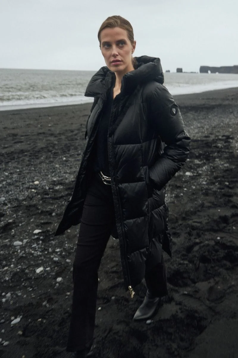 Nova Metallic Down Jacket | Black | Jakke fra Mos Mosh