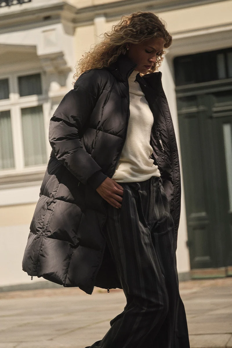 Nova Square Down Coat | Sort | Frakke fra Mos Mosh