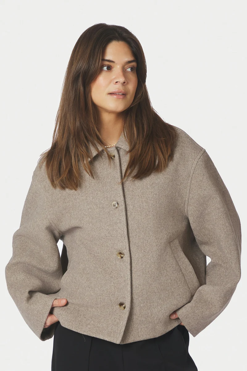 Hamra Herringbone Twill Jacket | Beige Melange | Jakke fra Neo Noir