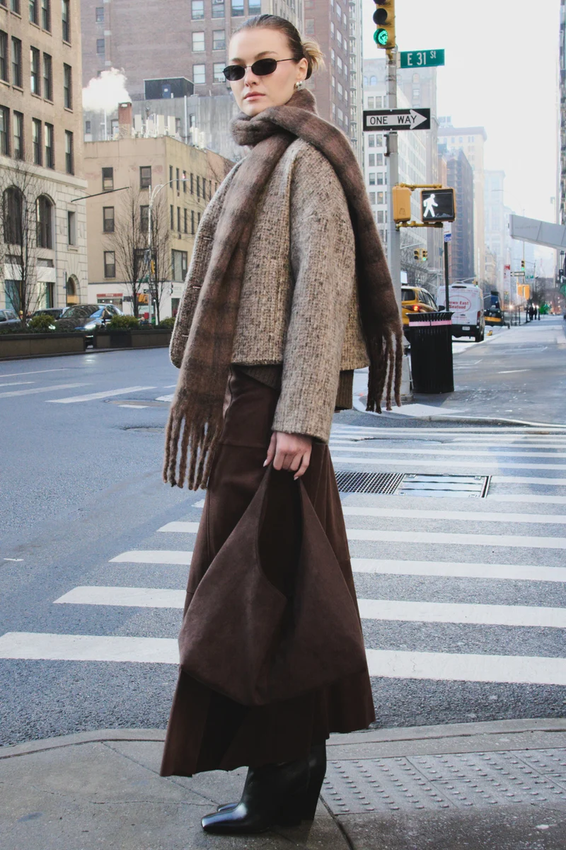 Tamara 1 301711 | 1020C Plaza Taupe Combi | Levete Room