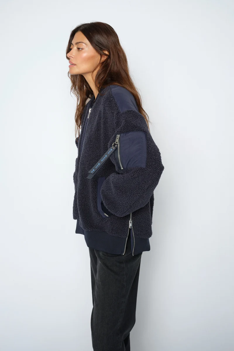 Emeline Teddy Jacket | Salute Navy | Jakke fra Mos Mosh