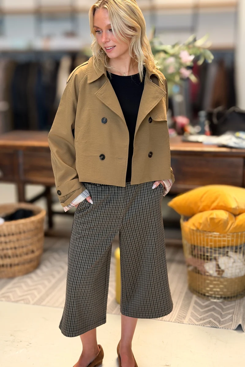 Maeve Trench | Kaki