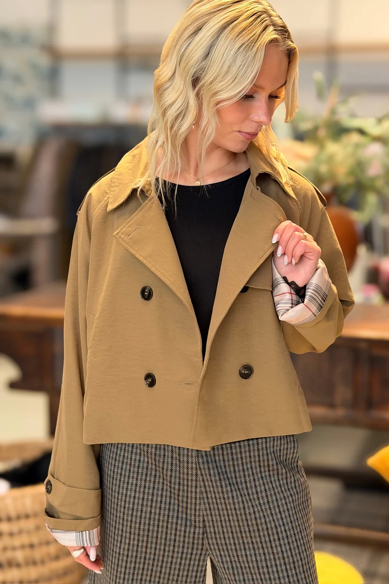 Maeve Trench | Kaki