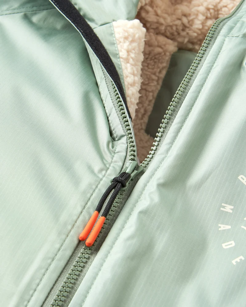 Escapism Sherpa Gefütterter Surf-Poncho - Pistazie