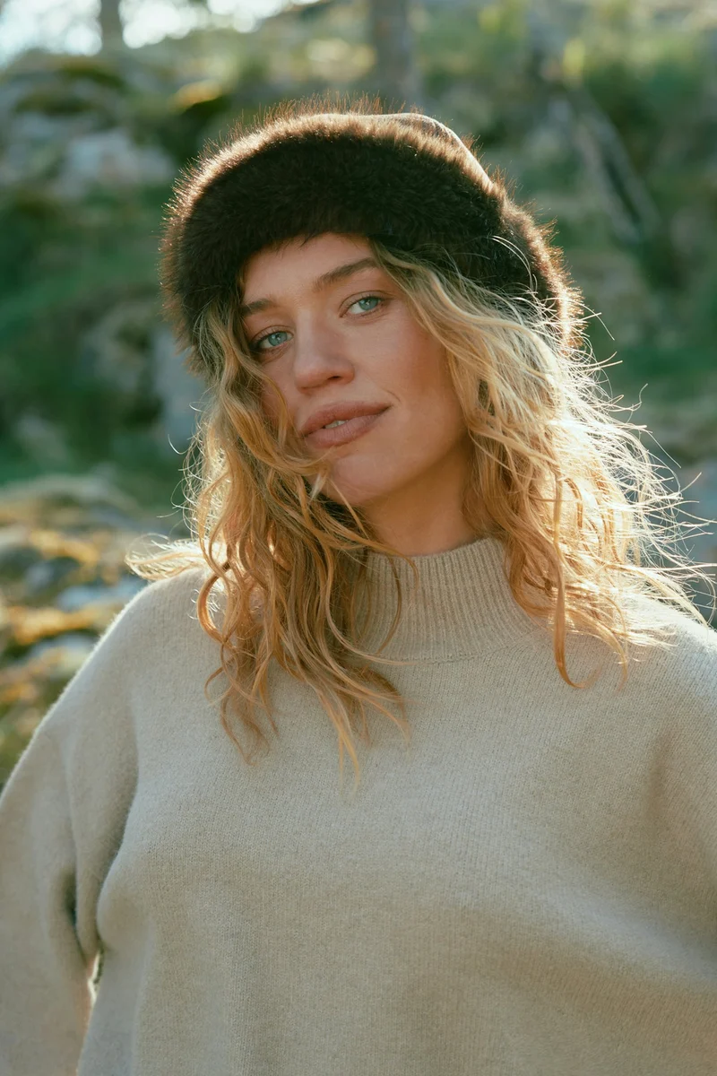 Nappi Faux Fur Hat | Brown | Accessories fra Neo Noir
