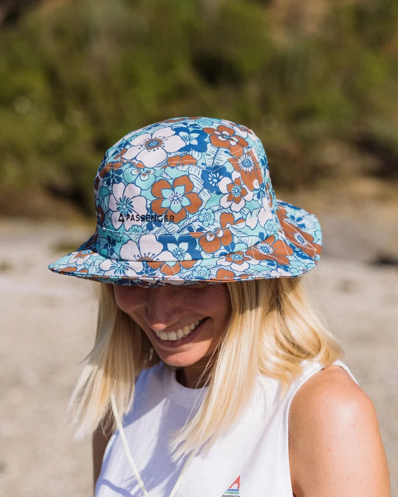 Shaded organischer Fischerhut - Vintage Blumiges Blau