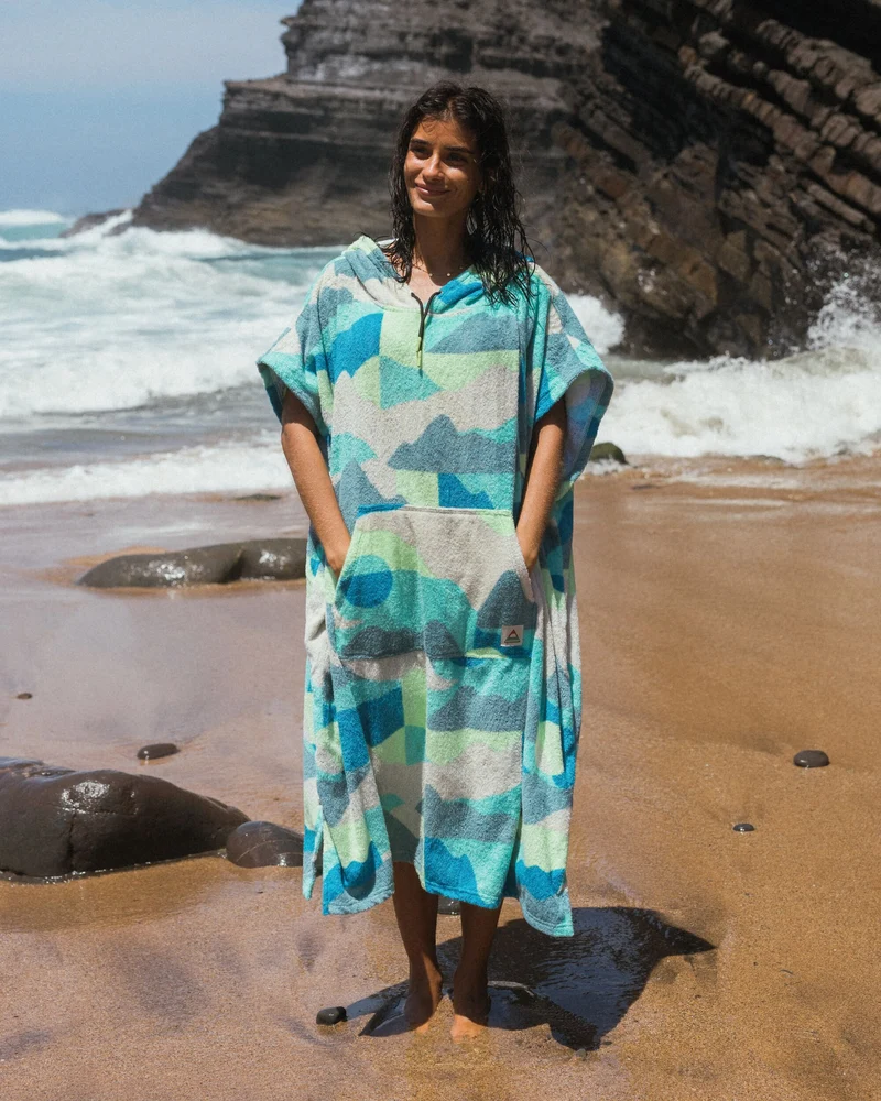 Shoreline Baumwoll-Surf-Poncho - Vista Patchwork Aqua